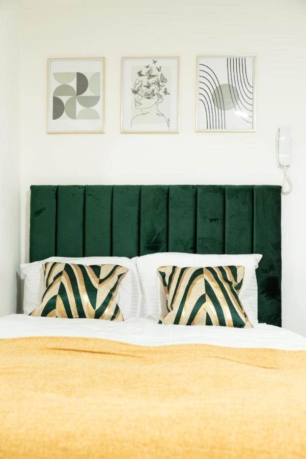 Cosy Cardiff Apartments - Garden Lounge Exteriör bild