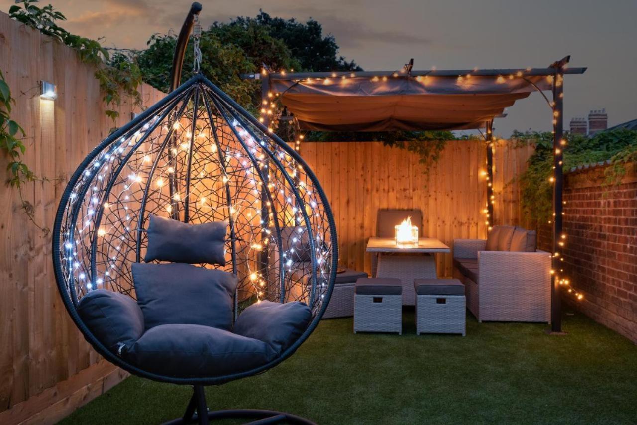 Cosy Cardiff Apartments - Garden Lounge Exteriör bild