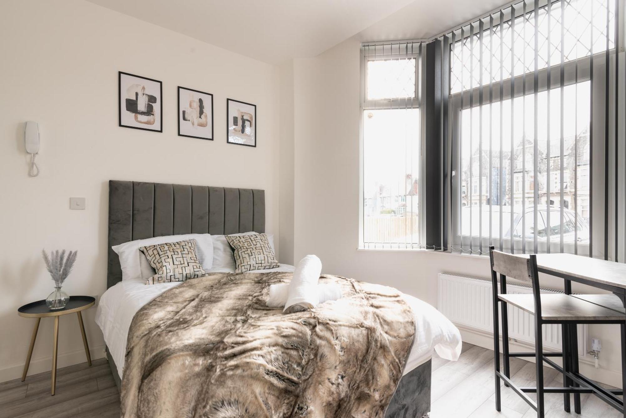Cosy Cardiff Apartments - Garden Lounge Exteriör bild